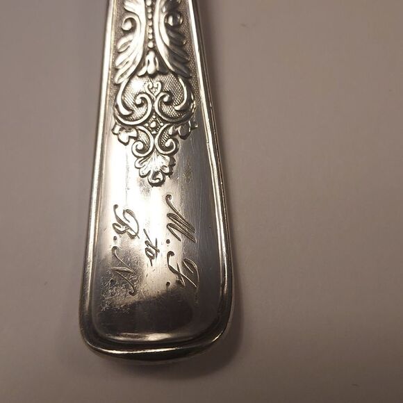 Rogers and Hamilton Antique Silver plate Sugar Spoon Scalloped Edge 6 inch - Picture 4 of 13